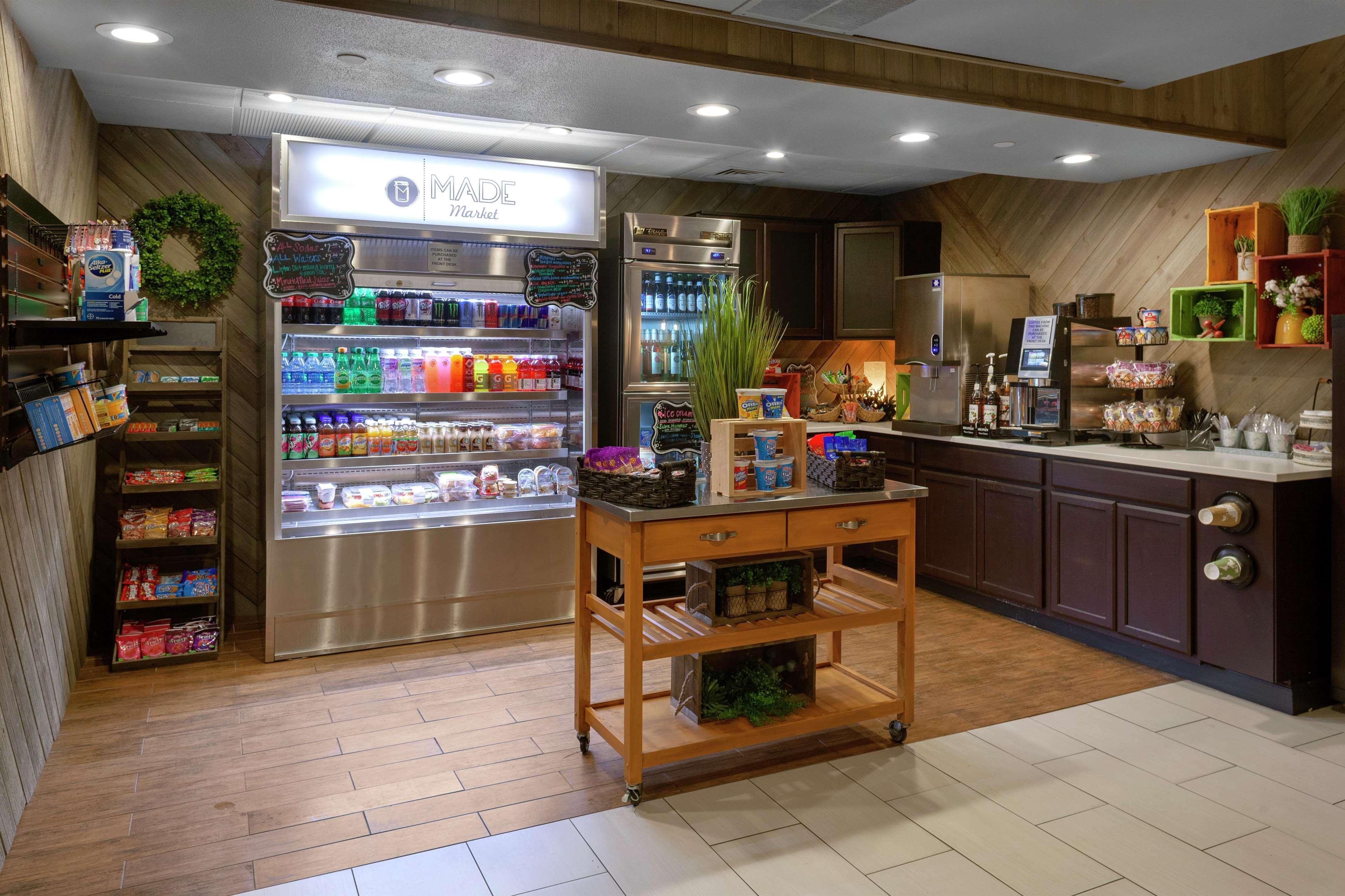 Doubletree Suites By Hilton Dayton/Маямисбърг Екстериор снимка